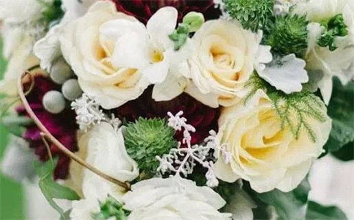 2033年08月28日结婚好吗 办喜事吉利吗